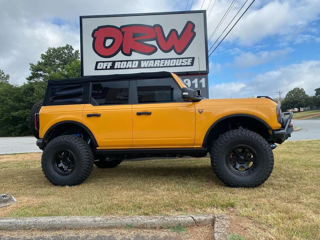 2021 Orange Bronco MR